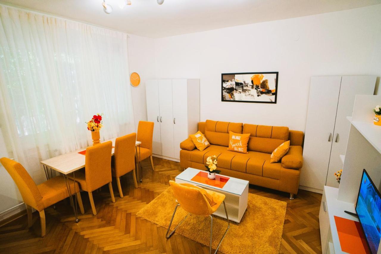 Golden Place Belgrad Dış mekan fotoğraf