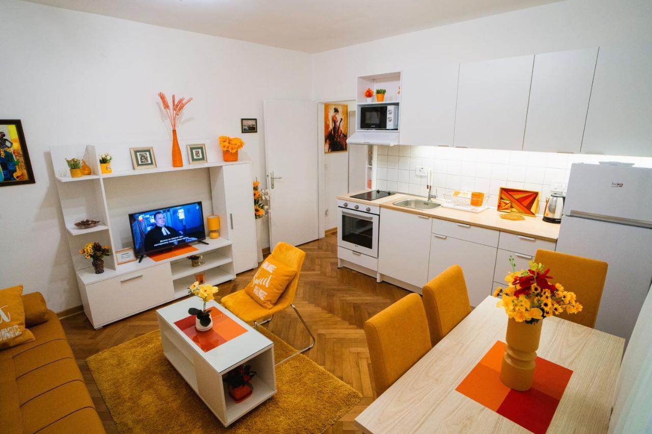 Golden Place Belgrad Dış mekan fotoğraf
