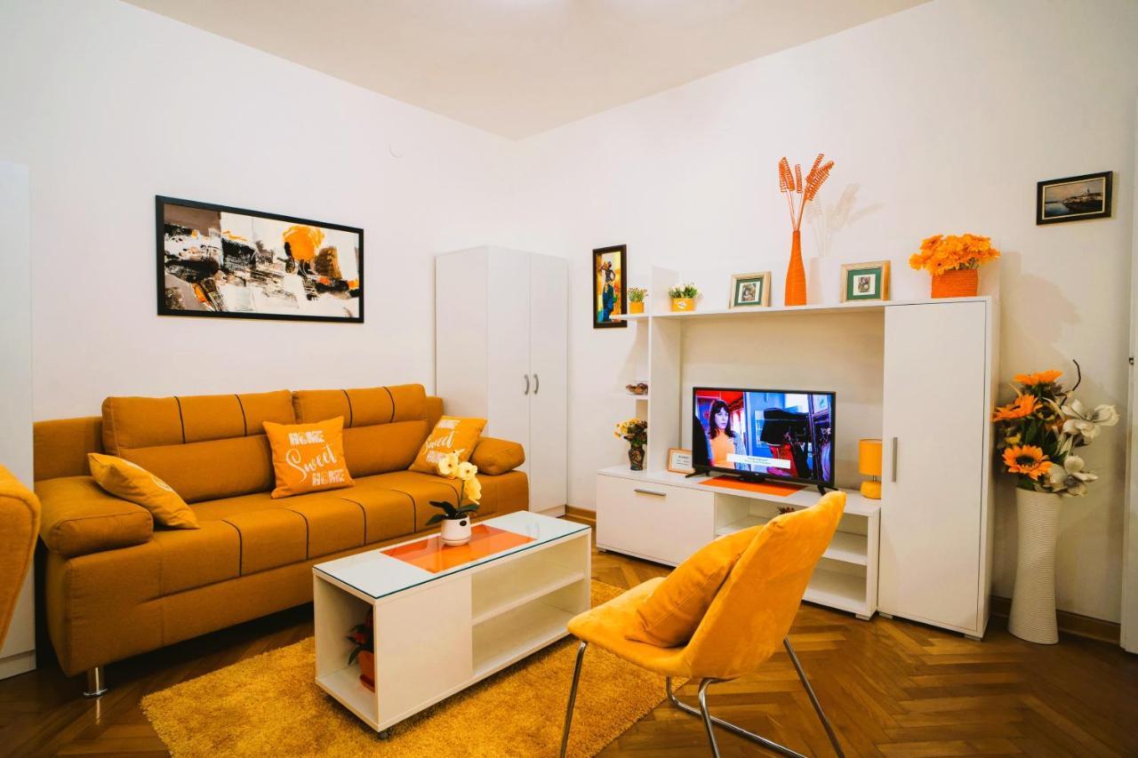 Golden Place Belgrad Dış mekan fotoğraf